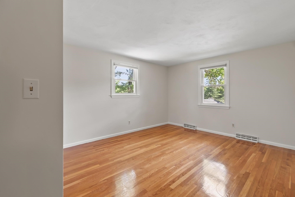 21 Cherokee Road Acton, MA 01720 - Photo 17 of 29