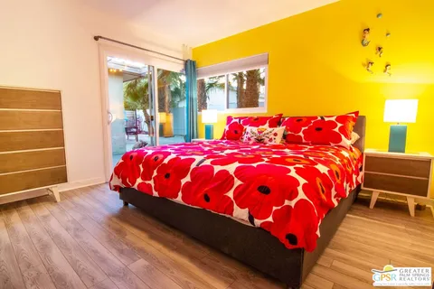 $1,195,000 | 594 South Calle Encilia, Palm Springs, CA 92264