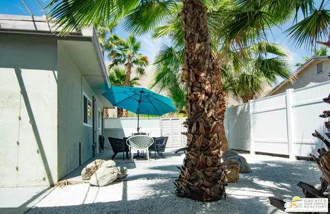 $1,195,000 | 594 South Calle Encilia, Palm Springs, CA 92264