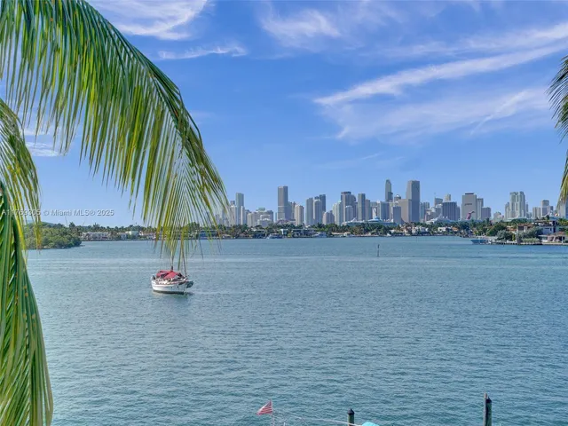 a view of outdoor space with city view