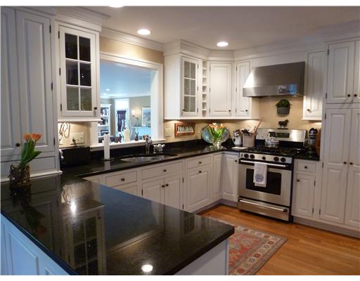 7 Chachapacassett Road Barrington, RI 02806 - Photo 7 of 20 Kitchen.