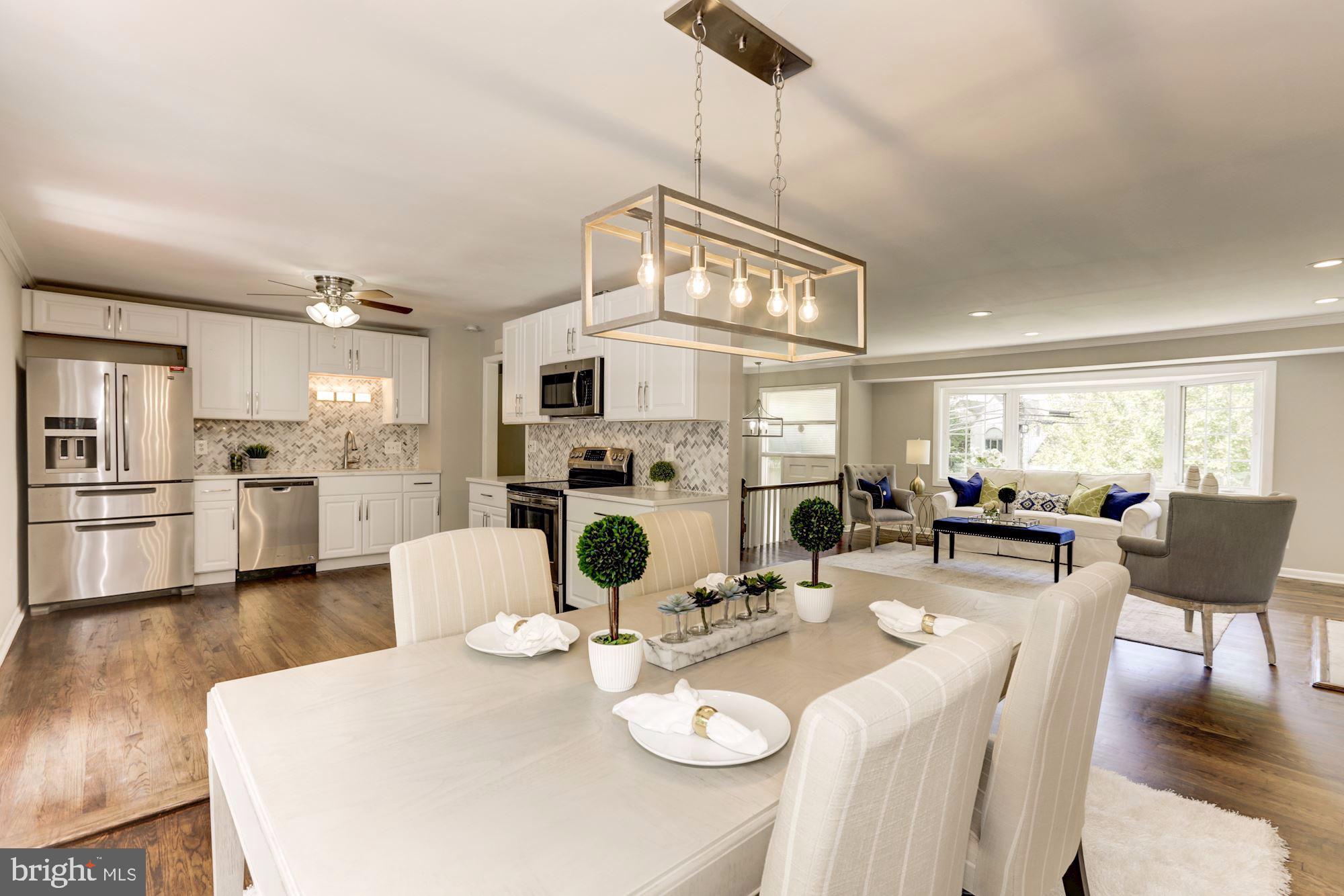 6527 Old Chesterbrook Road McLean, VA 22101 - Photo 12 of 34 Beautiful Hardwoods!