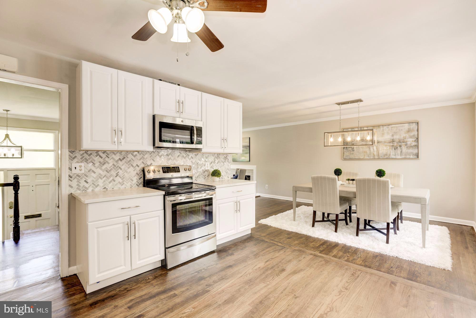 6527 Old Chesterbrook Road McLean, VA 22101 - Photo 13 of 34 Checkout the beautiful quartz and back splash!