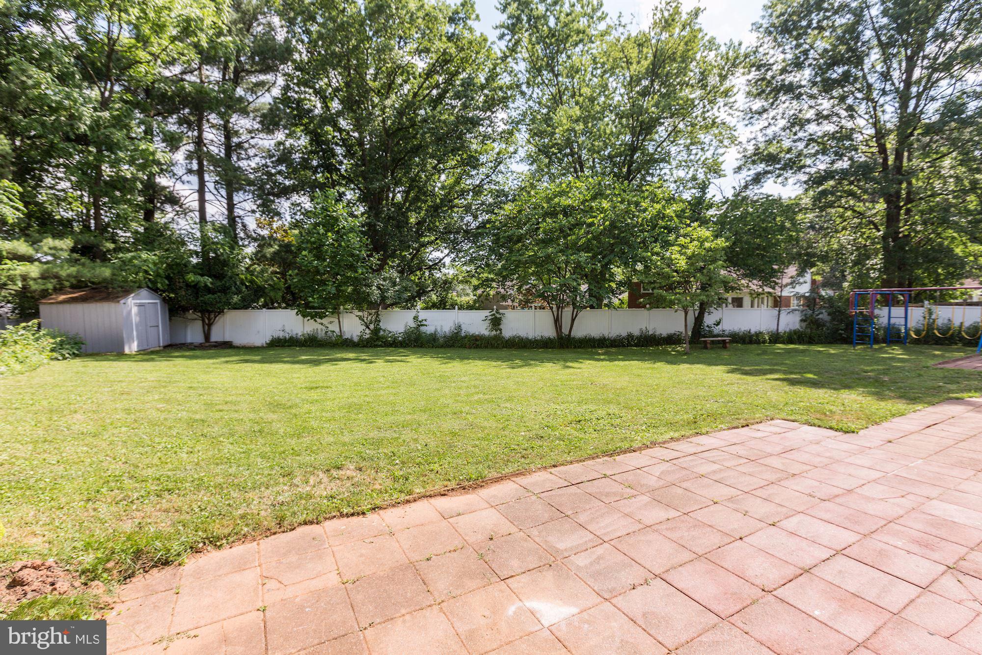 6527 Old Chesterbrook Road McLean, VA 22101 - Photo 34 of 34 1/3 acre lot
