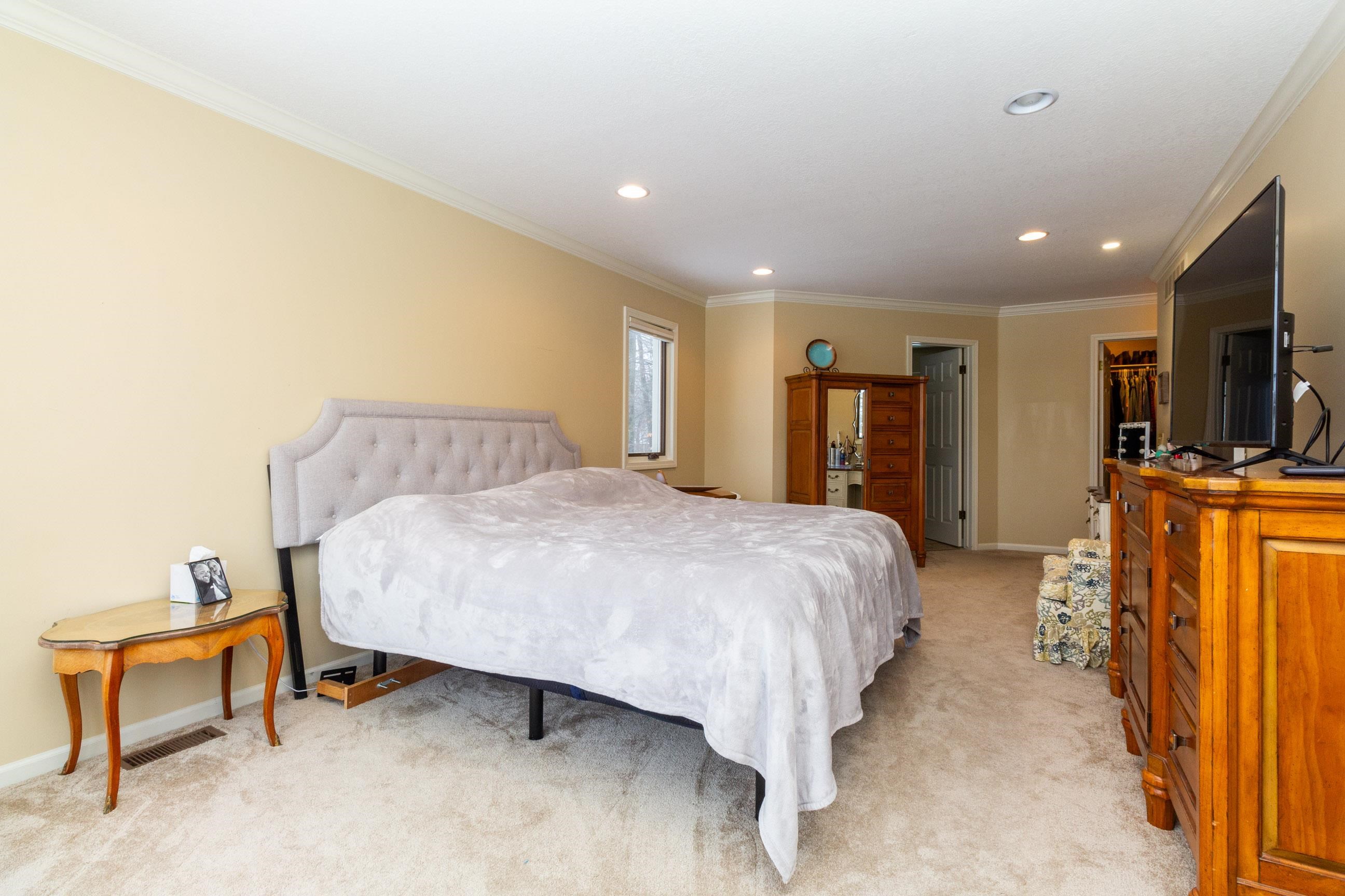 1400 Kings Pointe Road Grand Blanc, MI 48439 - Photo 34 of 54 50132230-61b4e9ea-eb66-43a1-9861-4347b922df4c.JPG