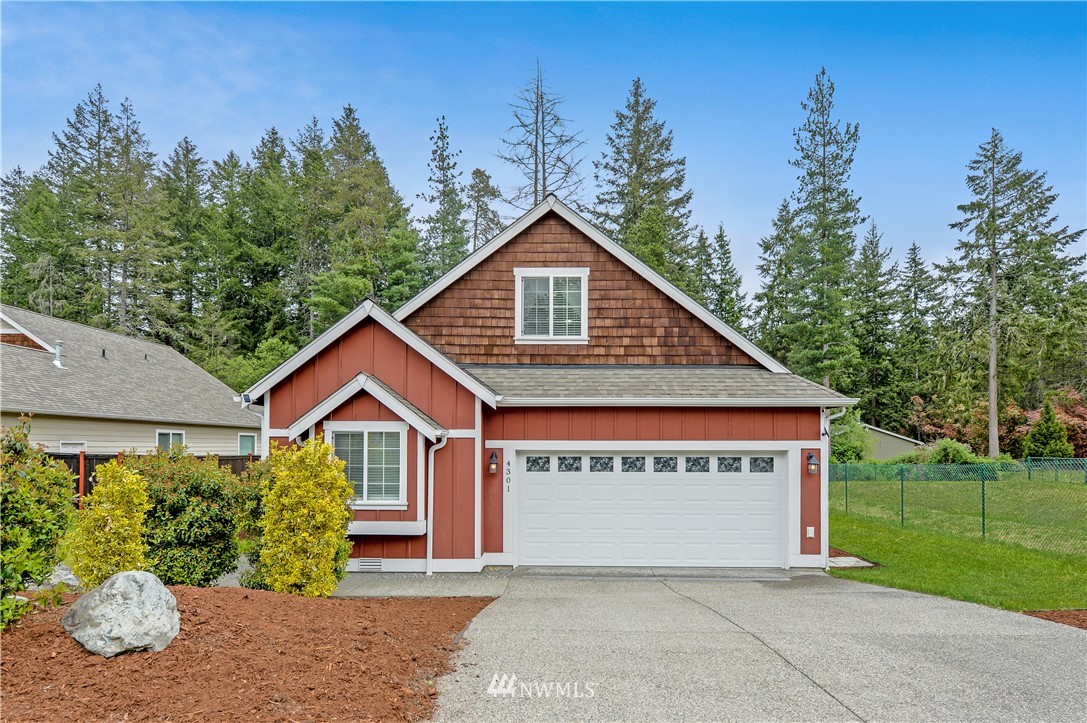 4301 Harris Road Southeast Port Orchard, WA 98366 - Photo 2 of 28 Gallery Image 2