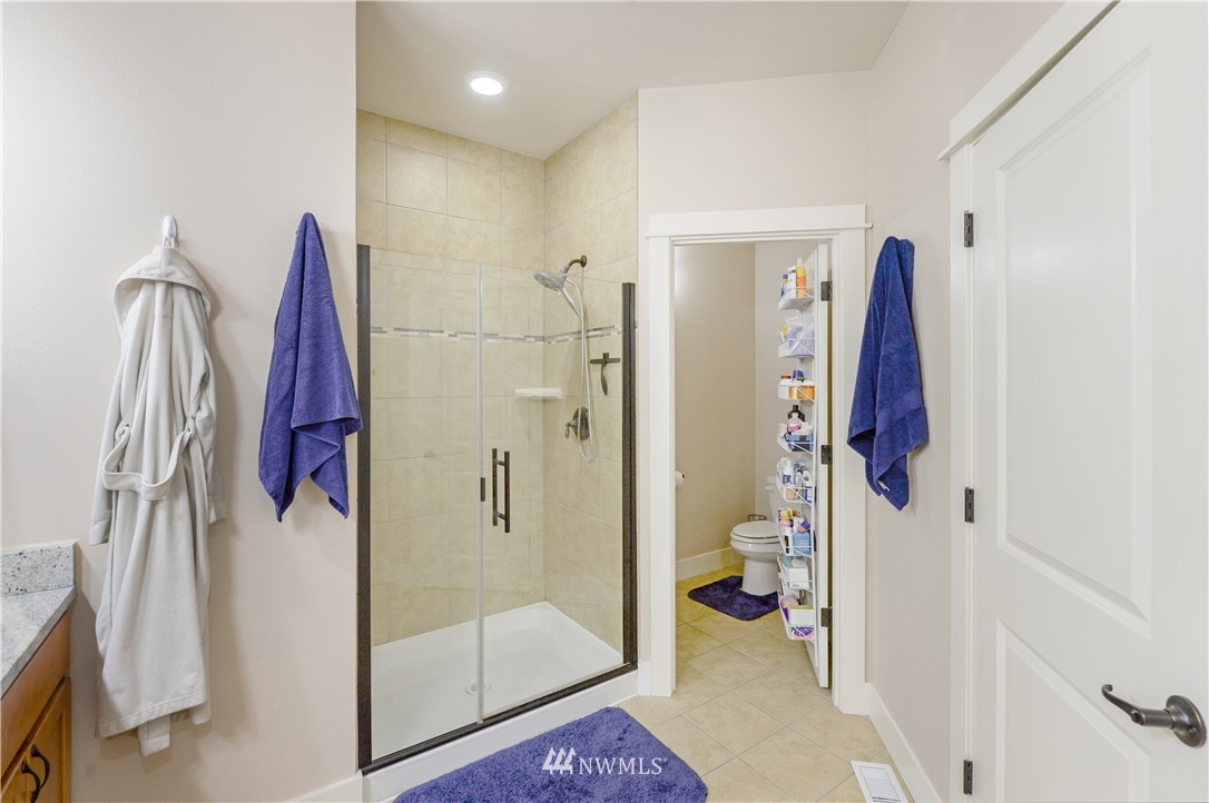 4301 Harris Road Southeast Port Orchard, WA 98366 - Photo 17 of 28 Gallery Image 17