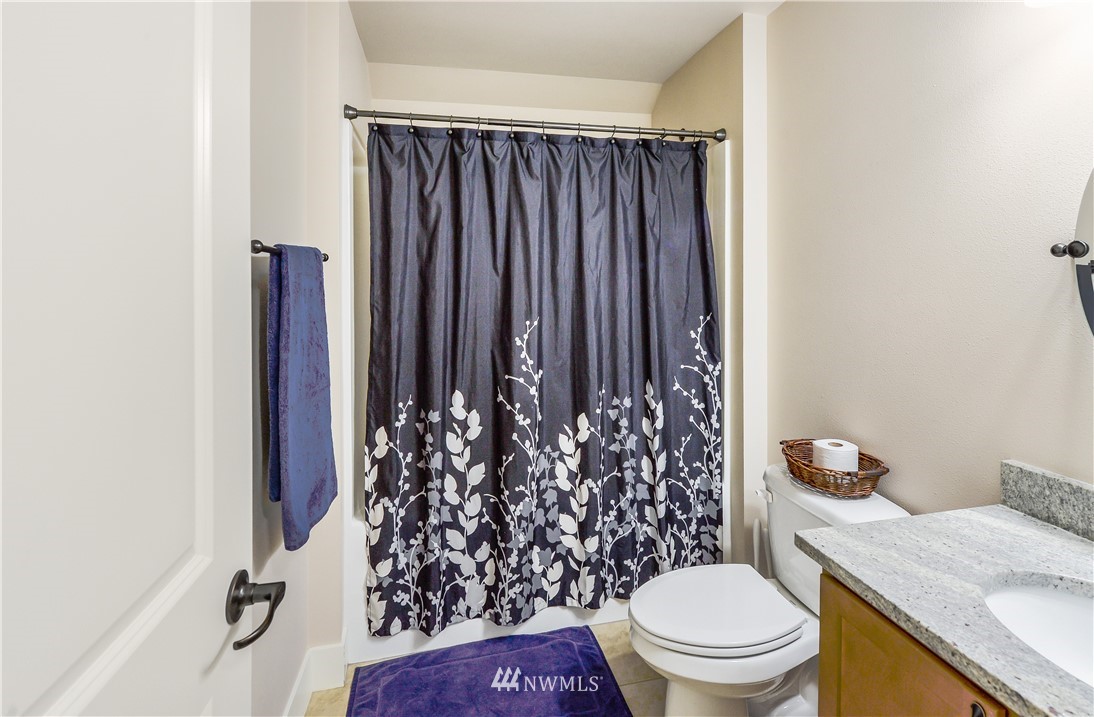 4301 Harris Road Southeast Port Orchard, WA 98366 - Photo 24 of 28 Gallery Image 24