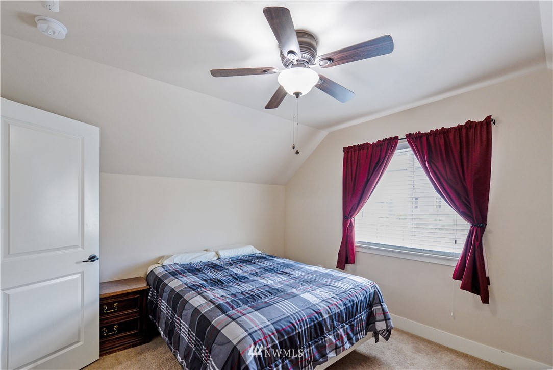 4301 Harris Road Southeast Port Orchard, WA 98366 - Photo 25 of 28 Gallery Image 25