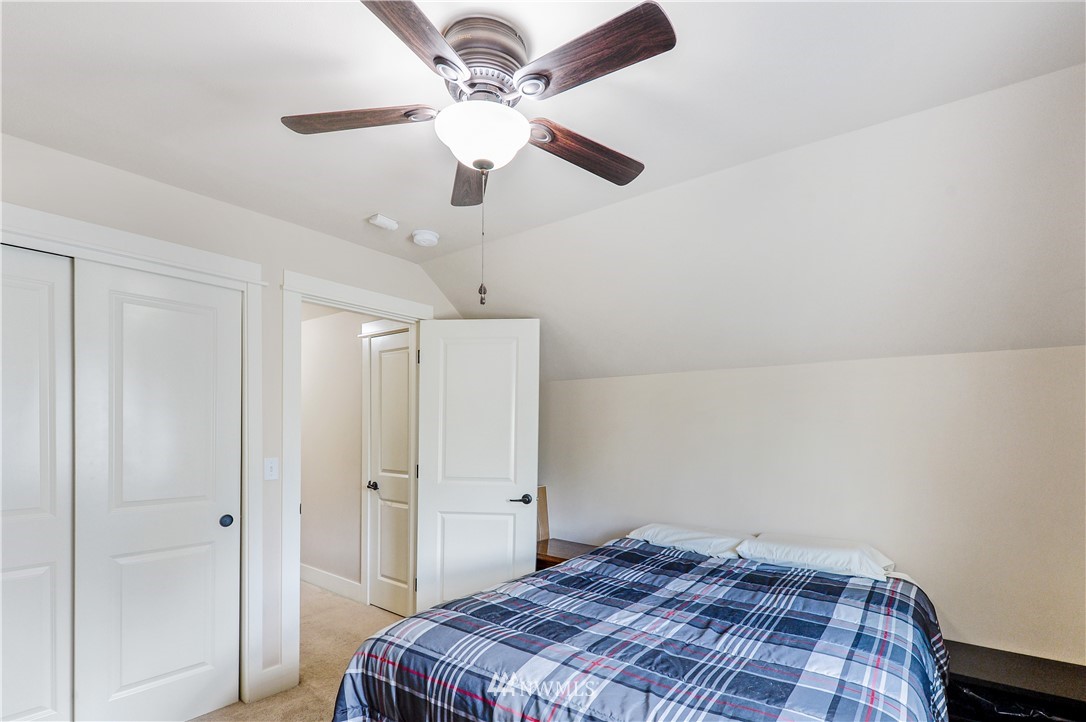 4301 Harris Road Southeast Port Orchard, WA 98366 - Photo 26 of 28 Gallery Image 26