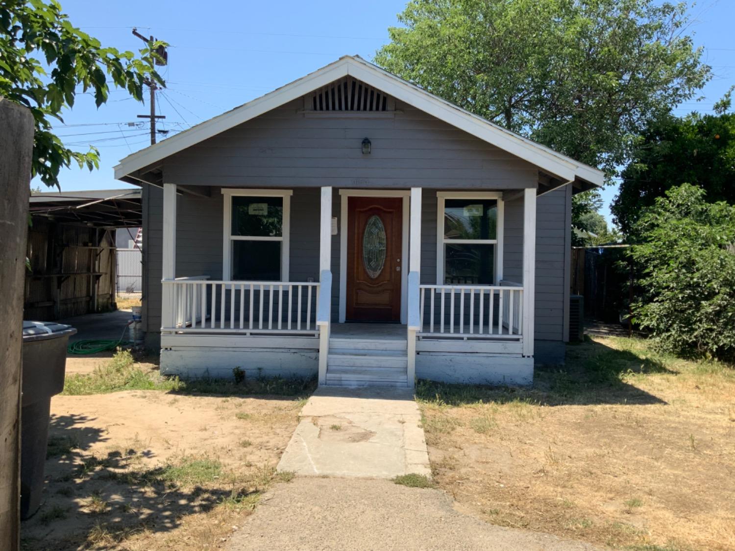 1059 South Klein Avenue Reedley, CA 93654 - Photo 1 of 14 Gallery Image 1