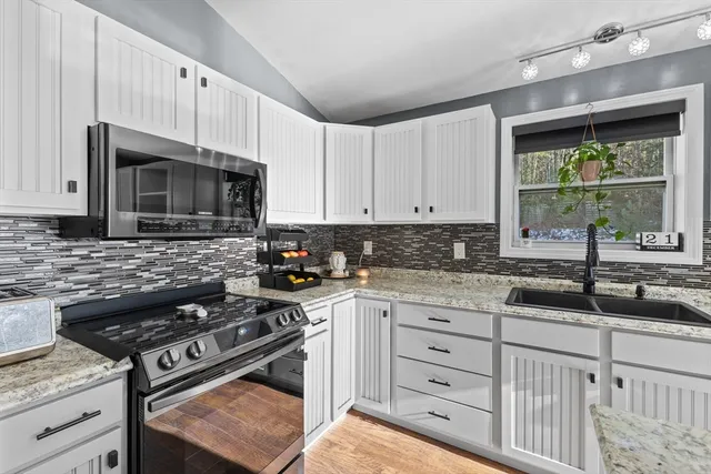 $525,000 | 713 West Royalston Road, Athol, MA 01331