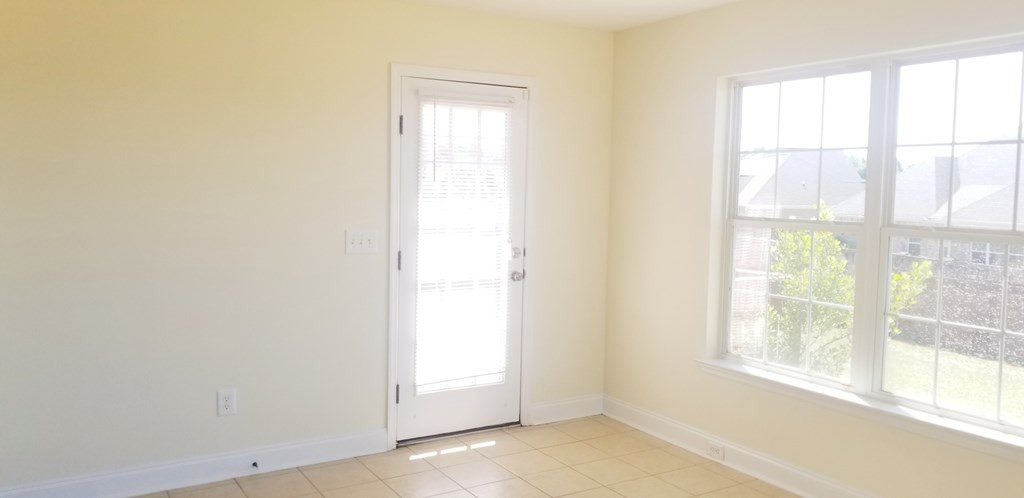 4534 Logans Way Augusta, GA 30909 - Photo 11 of 34 Sunroom