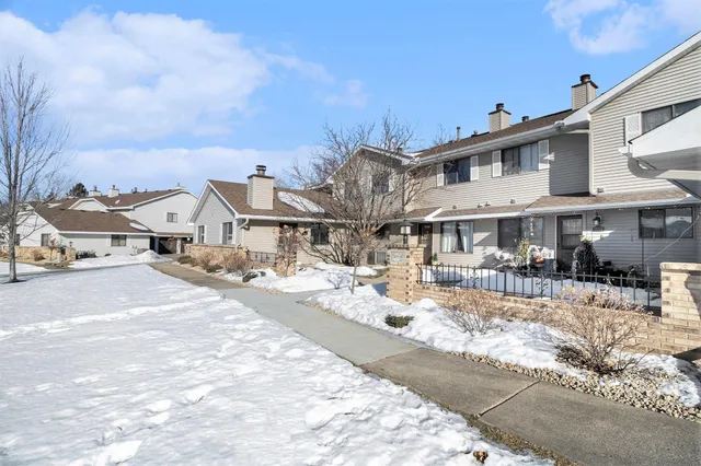 $239,000 | 7648 Wedgewood Court, Maple Grove, MN 55311