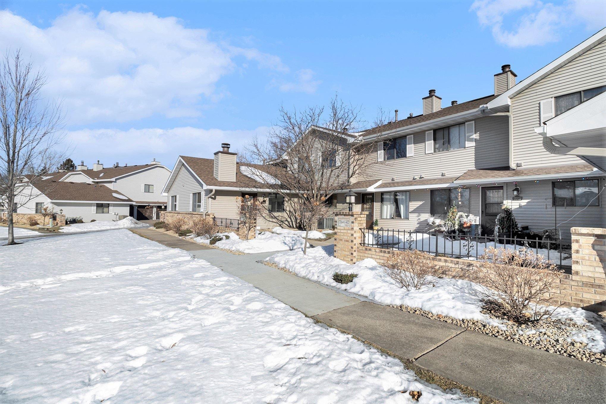 7648 Wedgewood Court Maple Grove, MN 55311 - Photo 4 of 26