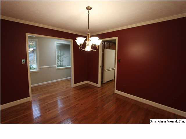 631 Hillyer High Road Anniston, AL 36207 - Photo 4 of 32