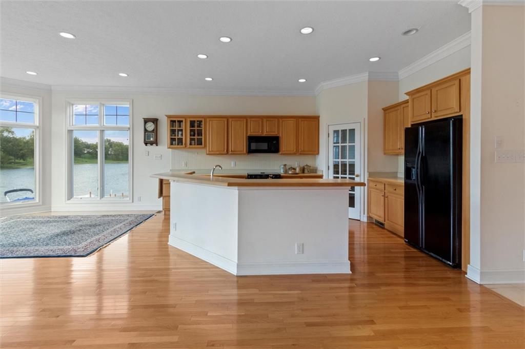 10604 Sunset Point Lane Fishers, IN 46037 - Photo 14 of 47 Gallery Image 14