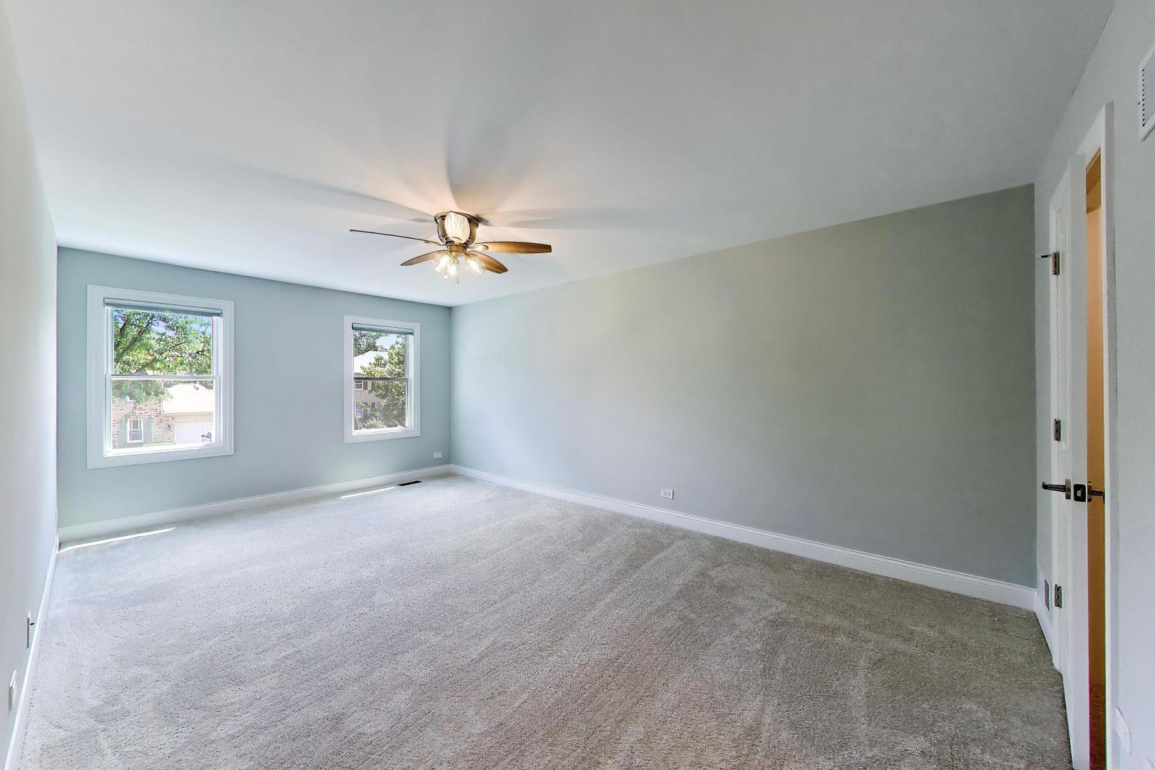 5502 Groveside Lane Rolling Meadows, IL 60008 - Photo 20 of 50