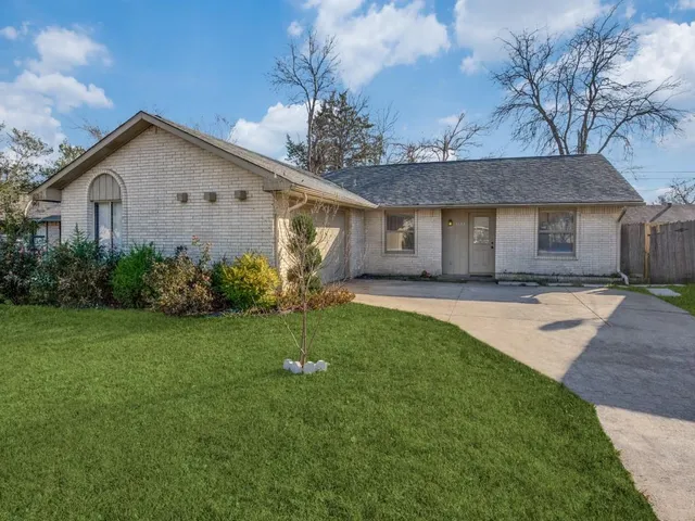$340,000 | 1604 Williamsburg Drive, Plano, TX 75074