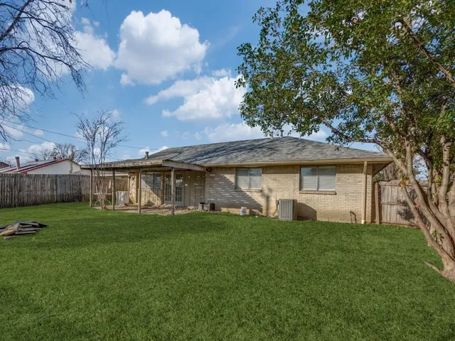 $340,000 | 1604 Williamsburg Drive, Plano, TX 75074