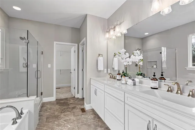 $422,900 | 1 Whitehall @ Ryehill Manor Street, St. Peters, MO 63376