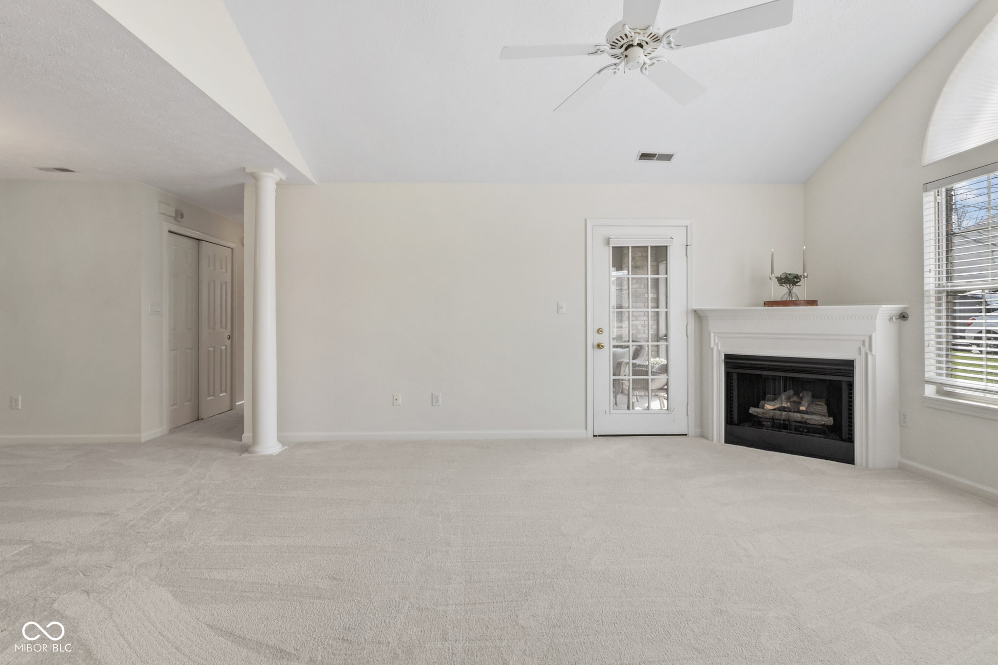11139 Tisbury Court Fishers, IN 46038 - Photo 6 of 40