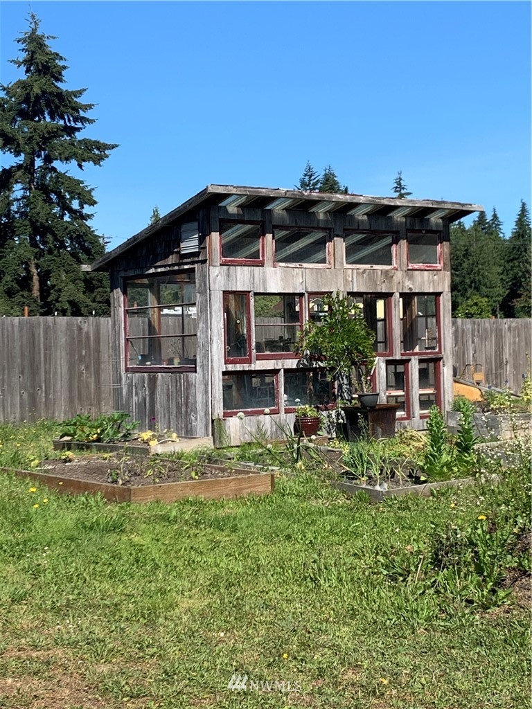102 Lewis Road Port Angeles, WA 98362 - Photo 3 of 12 Gallery Image 3