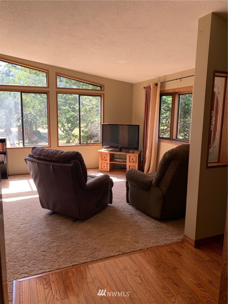102 Lewis Road Port Angeles, WA 98362 - Photo 9 of 12 Gallery Image 9