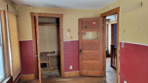 $90,000 | 53 Beckett Street, Williamstown, VT 05679