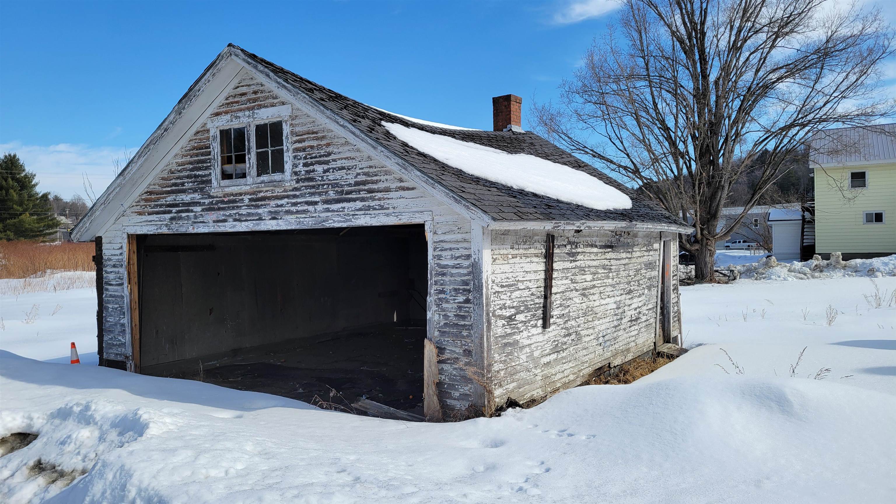 53 Beckett Street Williamstown, VT 05679 - Photo 3 of 38