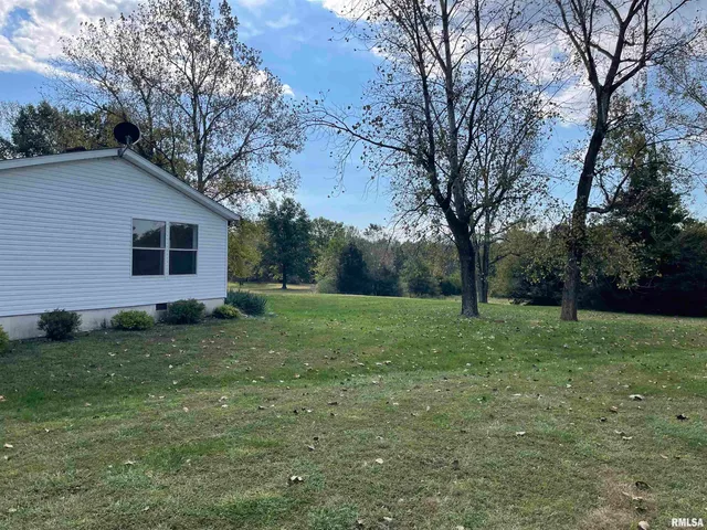 $215,000 | 11980 Hafer Road, Carterville, IL 62918