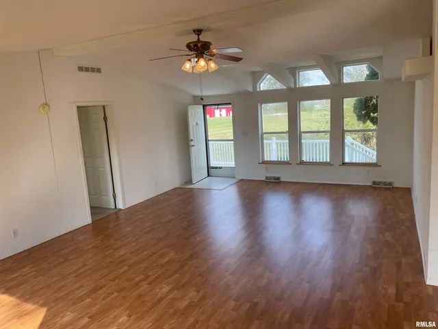 $215,000 | 11980 Hafer Road, Carterville, IL 62918