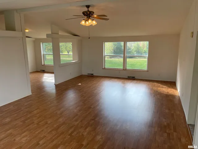 $215,000 | 11980 Hafer Road, Carterville, IL 62918