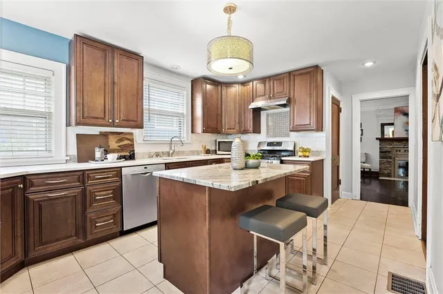 $310,000 | 507 East 75th Street, Kansas City, MO 64131