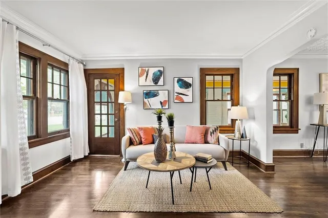$310,000 | 507 East 75th Street, Kansas City, MO 64131