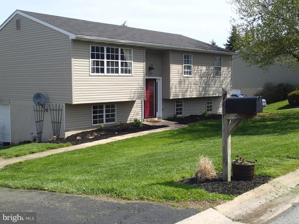 769 Ferndale Road Mount Joy, PA 17552 - Photo 2 of 63 Gallery Image 2