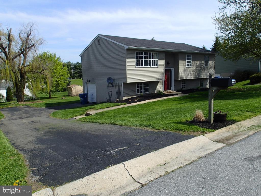 769 Ferndale Road Mount Joy, PA 17552 - Photo 3 of 63 Gallery Image 3