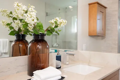 $1,575,000 | 350 6th Avenue, Half Moon Bay, CA 94019