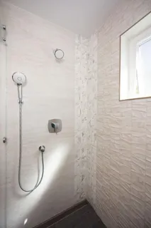 $1,575,000 | 350 6th Avenue, Half Moon Bay, CA 94019