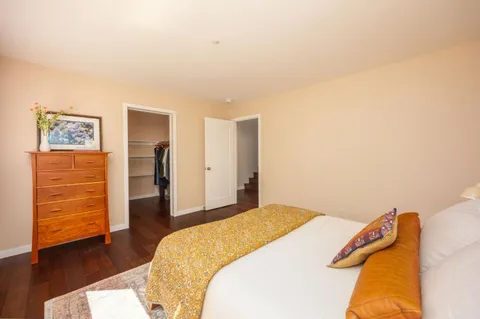 $1,549,000 | 350 6th Avenue, Half Moon Bay, CA 94019