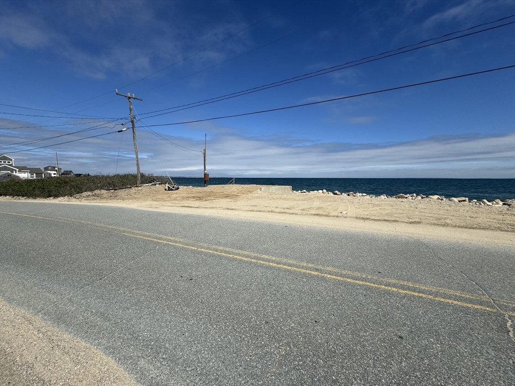 238-242 East Beach Road Westport, MA 02790 - Photo 15 of 33