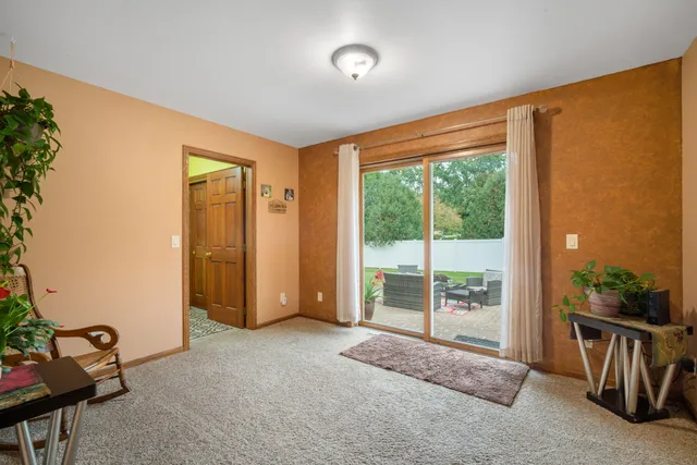 $409,900 | 605 Mary Lee Drive, Fond du Lac, WI 54935