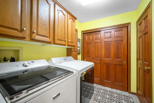 $409,900 | 605 Mary Lee Drive, Fond du Lac, WI 54935