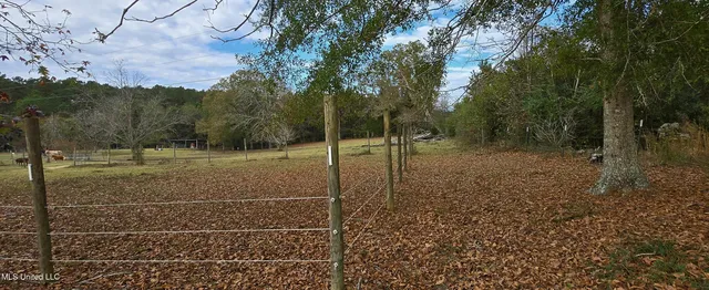 $299,000 | 37 Good Hope Road, Columbia, MS 39429