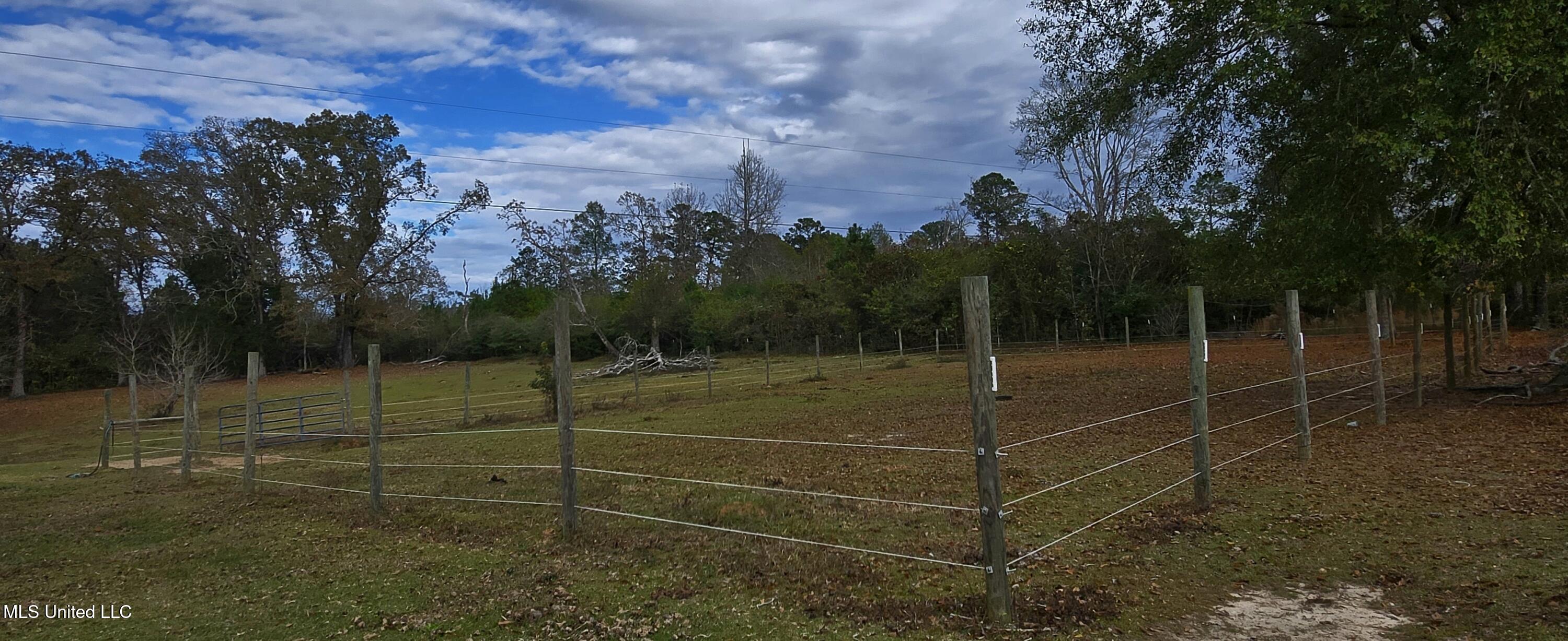 37 Good Hope Road Columbia, MS 39429 - Photo 108 of 127 20251129_132113
