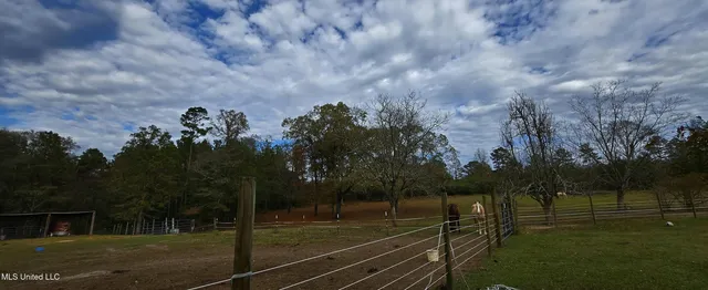 $299,000 | 37 Good Hope Road, Columbia, MS 39429