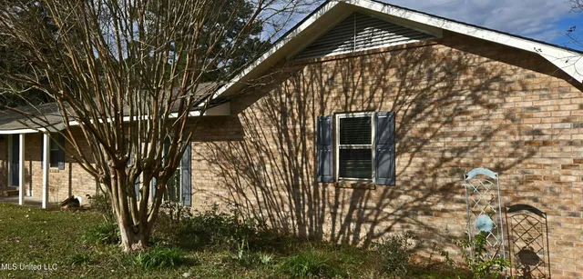 $299,000 | 37 Good Hope Road, Columbia, MS 39429