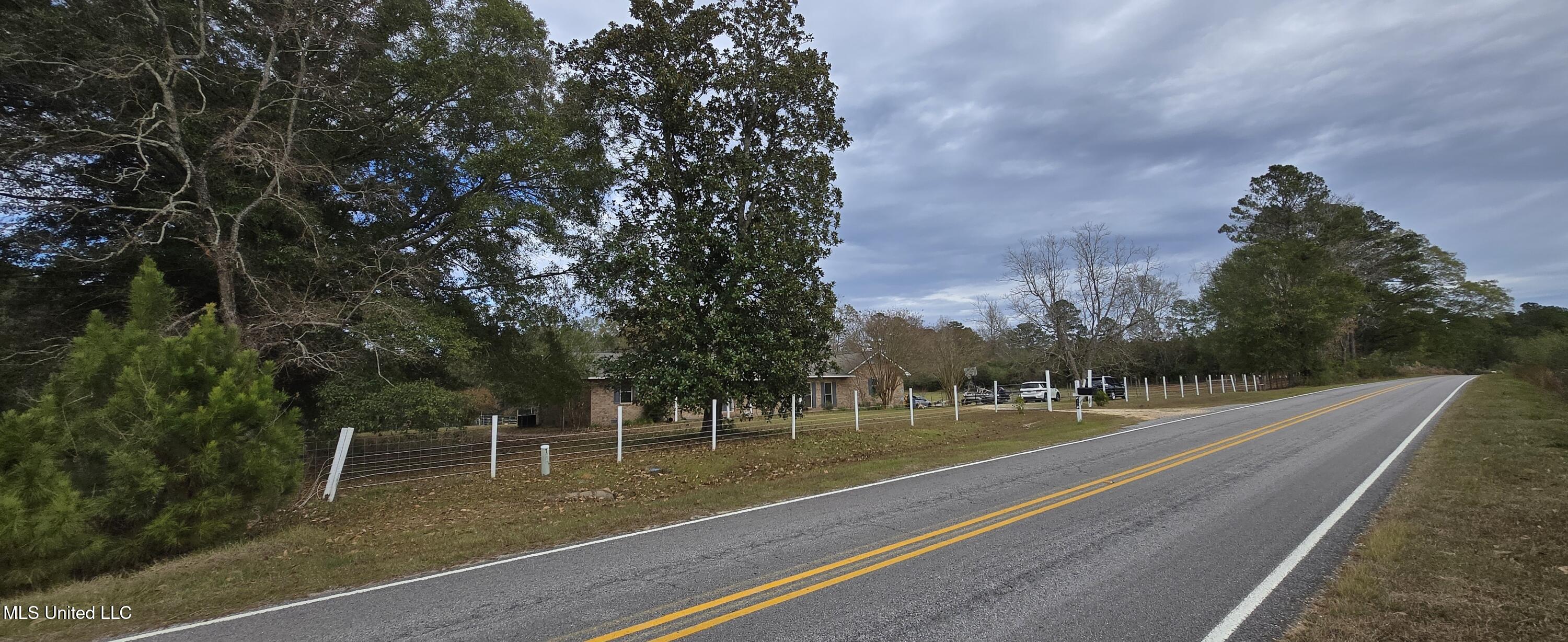 37 Good Hope Road Columbia, MS 39429 - Photo 78 of 127 20251129_131439