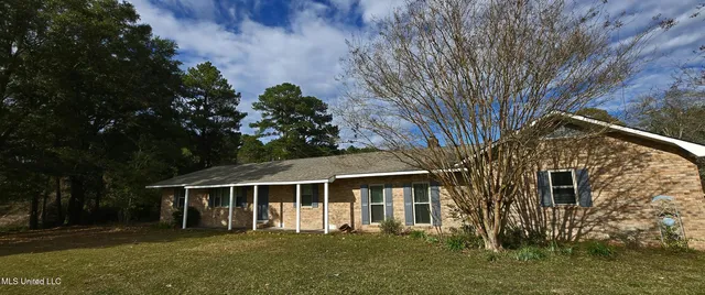 $299,000 | 37 Good Hope Road, Columbia, MS 39429