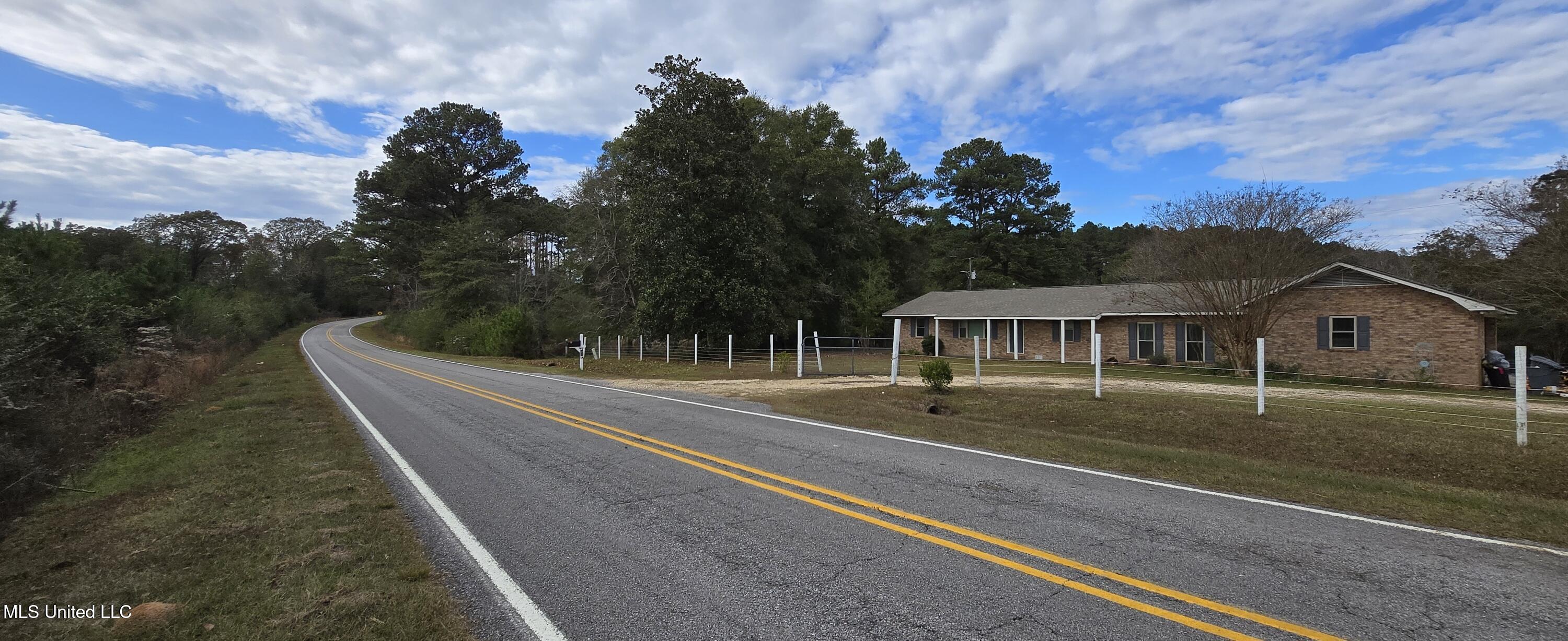 37 Good Hope Road Columbia, MS 39429 - Photo 82 of 127 20251129_131522